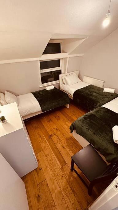 Bayswater Apartment